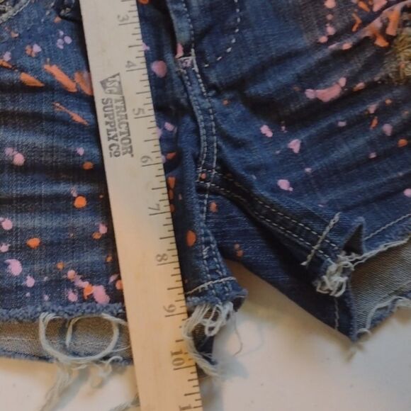 Delia's paint splattered Y2K style size 0 shorts pink orange blue - Picture 7 of 8